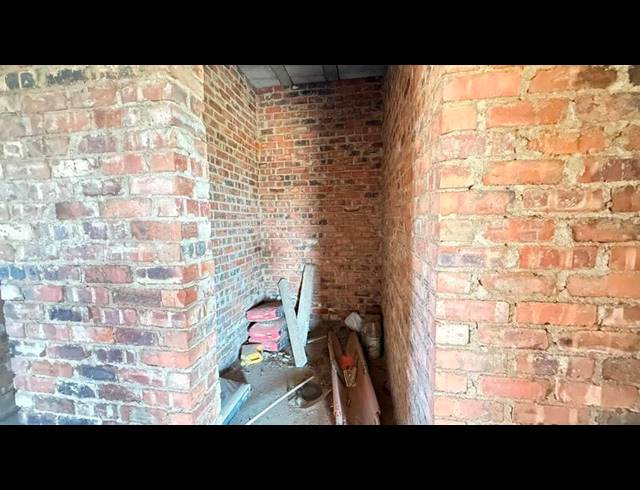 4 BEDROOM HOUSE FOR SALE IN BLUE HILLS EQUESTRIAN ESTATE